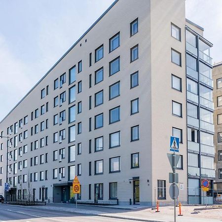 Cozy Apartment Right Next To Metro Station Espoo Buitenkant foto